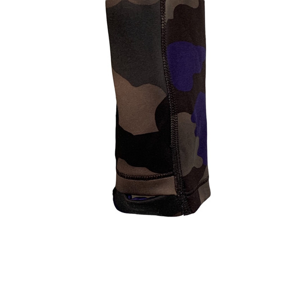 Athleta Womens Hoodie Sweatshirt  Camouflage Thumb Holes Stretch Medium Cropped - Picture 6 of 10